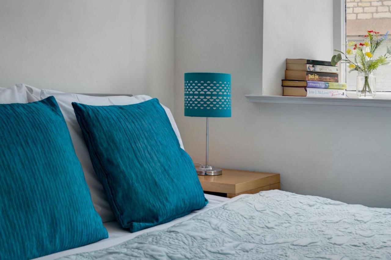The Shop By Treetop Property Cirencester Luaran gambar